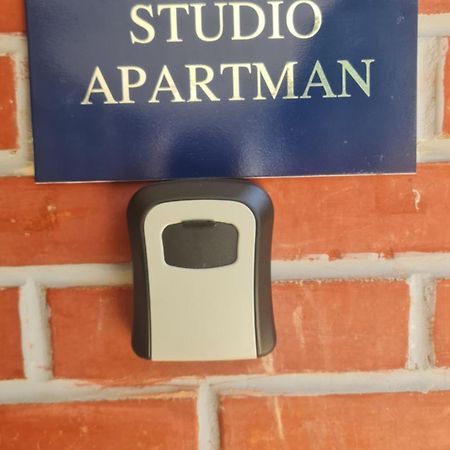 Studio Apartman Karler Karlovac Bagian luar foto